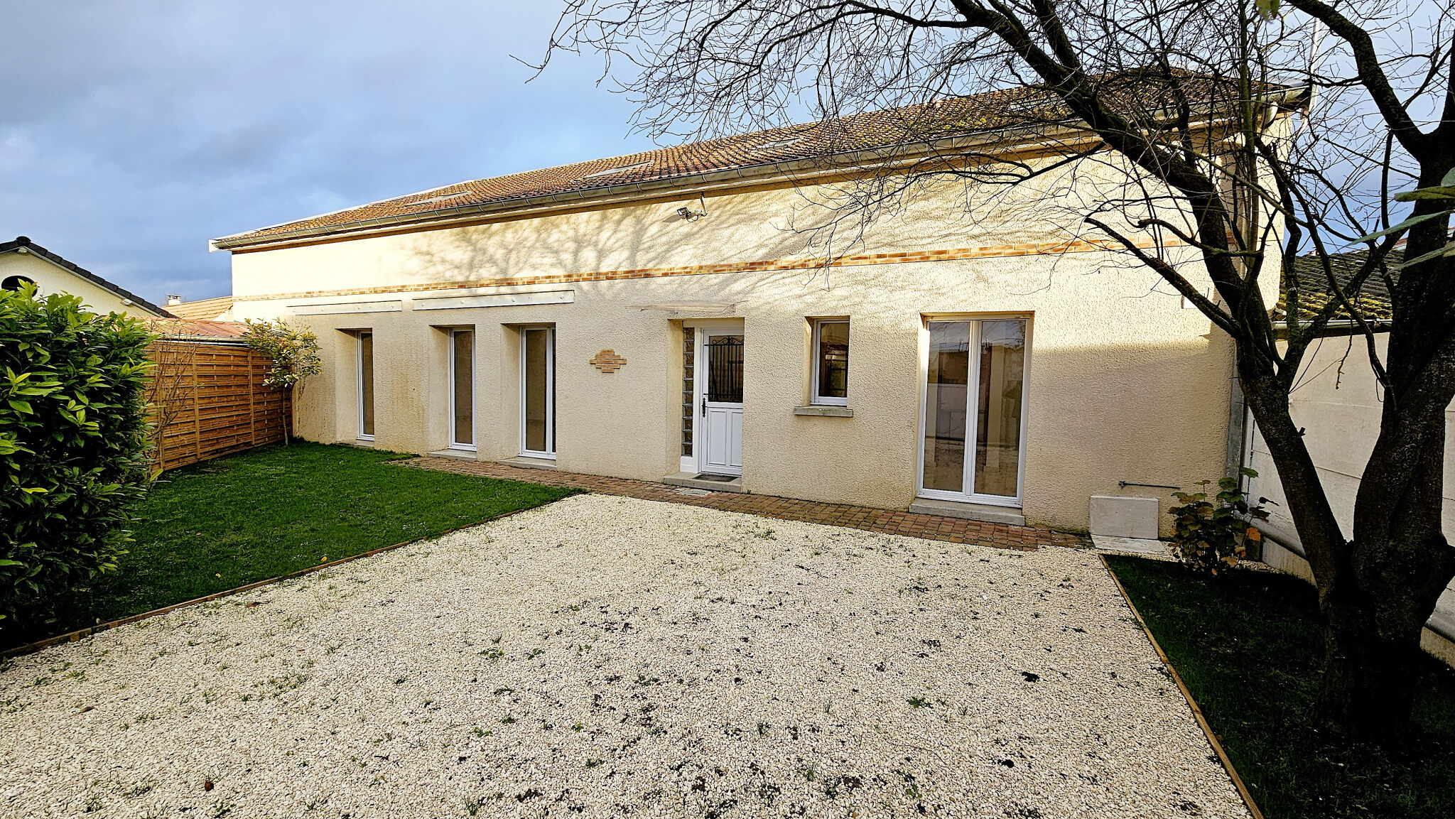 Villa / Maison 6 pièces  à vendre Pontfaverger-Moronvilliers 51490