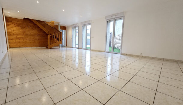 Villa / Maison 6 pièces  à vendre Pontfaverger-Moronvilliers 51490