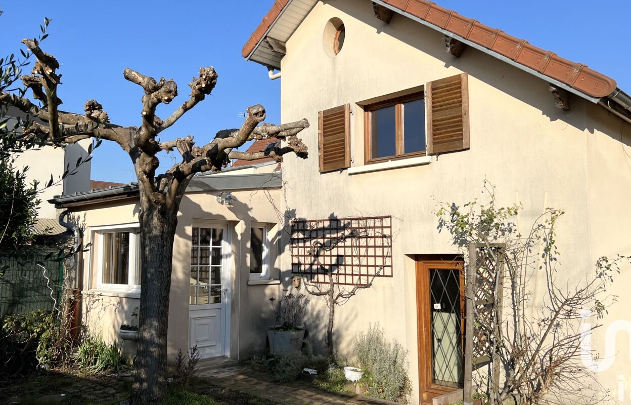 maison 4 pièces 74 m2 à vendre à Claye-Souilly (77410)