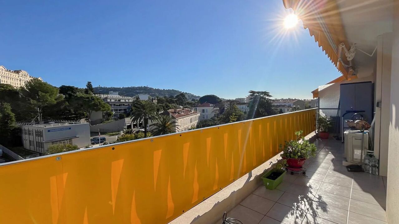 appartement 2 pièces 49 m2 à vendre à Cannes (06400)