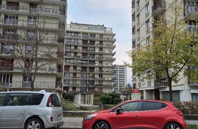 vente garage 15 000 € à proximité de Grenoble (38000)