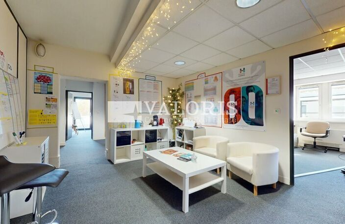 BUREAUX à LOUER — photo 2