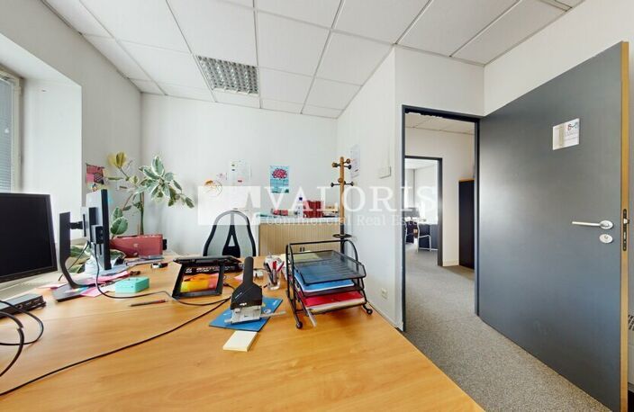 BUREAUX à LOUER — photo 3