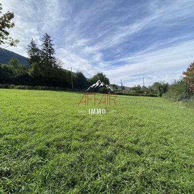 Terrain 840 m²