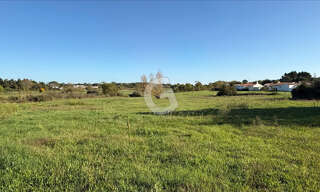 Terrain  3261 m² à vendre à Saint-Vincent-sur-Jard (85520)