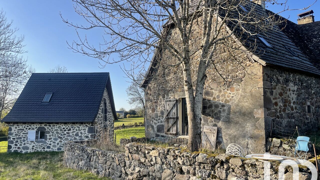 maison 5 pièces 110 m2 à vendre à Saint-Cernin (15310)