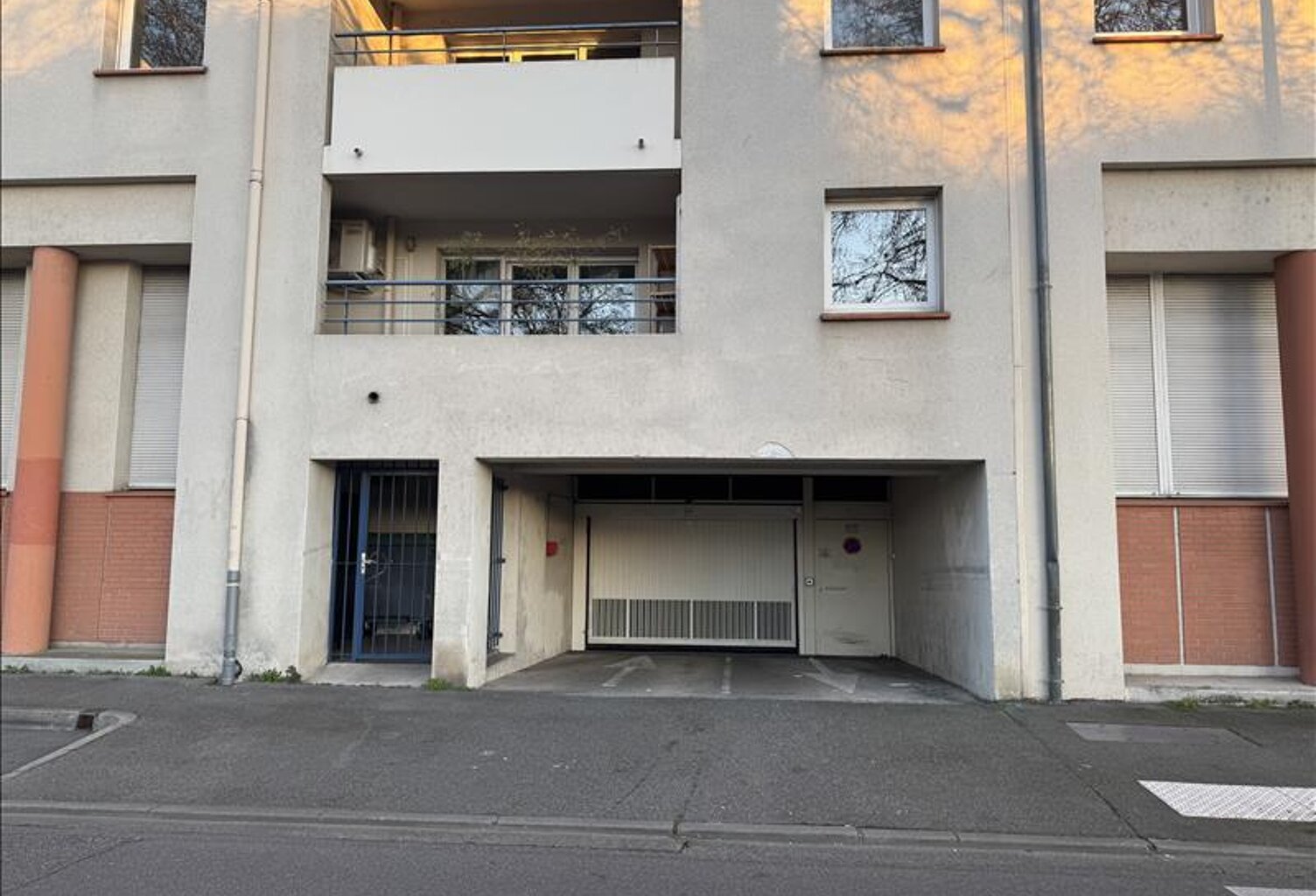 Vente garage   Toulouse (31400) — photo 1
