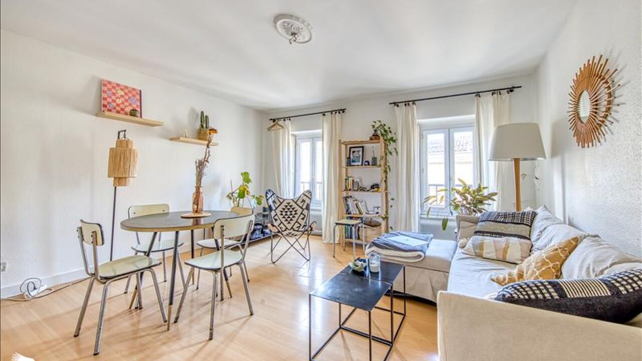 appartement 2 pièces 46 m2 à vendre à Bordeaux (33000)