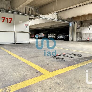 Parking 11 m²