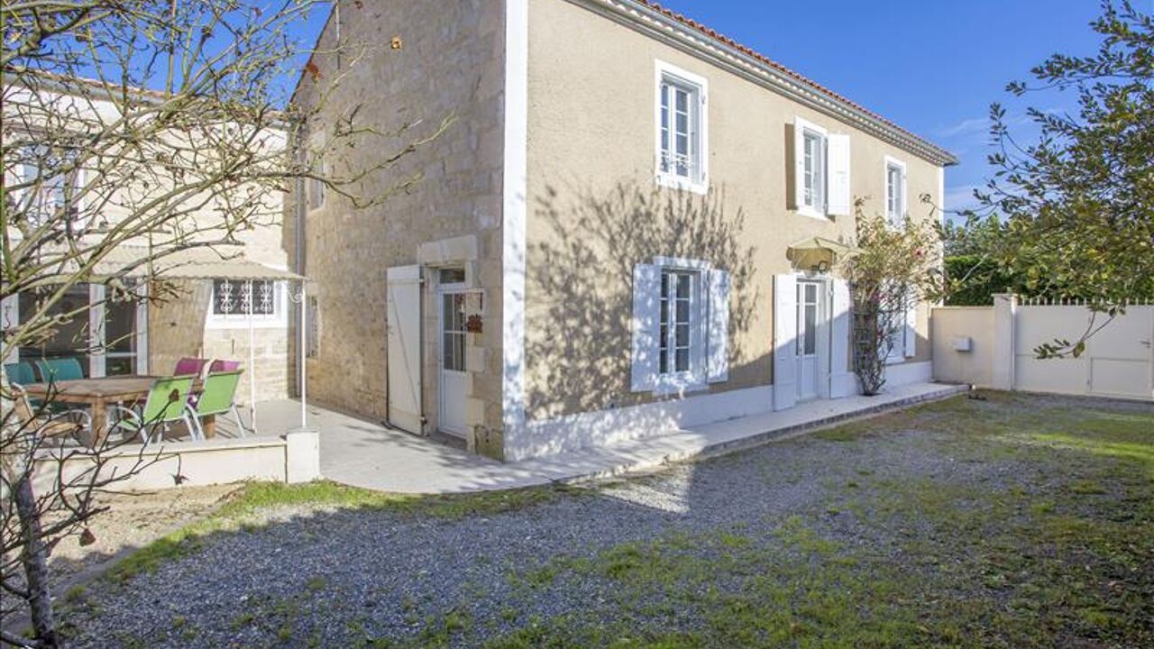 maison 9 pièces 298 m2 à vendre à Saint-Médard-d'Aunis (17220)