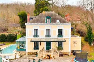Villa de 13 pièces principales — photo du bien