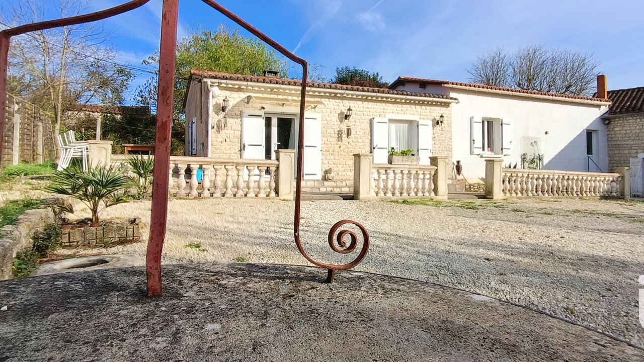 maison 4 pièces 94 m2 à vendre à Loiré-sur-Nie (17470)