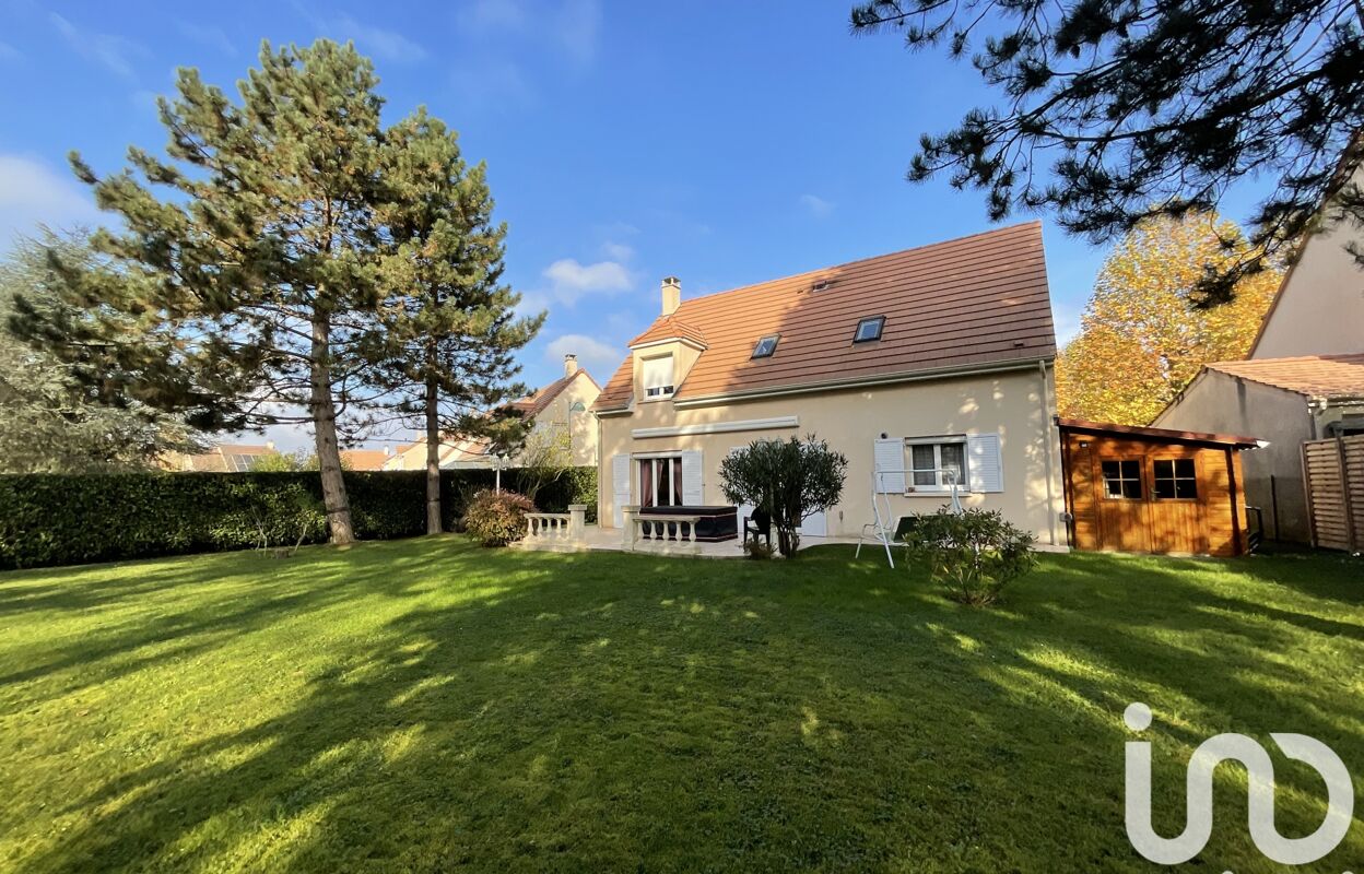 maison 6 pièces 121 m2 à vendre à Magny-le-Hongre (77700)