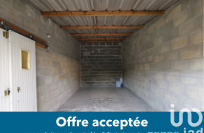 vente garage 17 500 € à proximité de Saint-Thurien (29380)