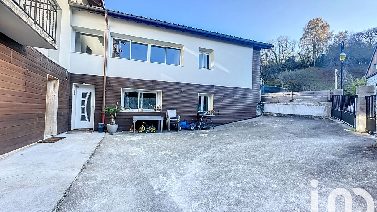 maison 5 pièces 100 m2 à vendre à Lyaud (74200)