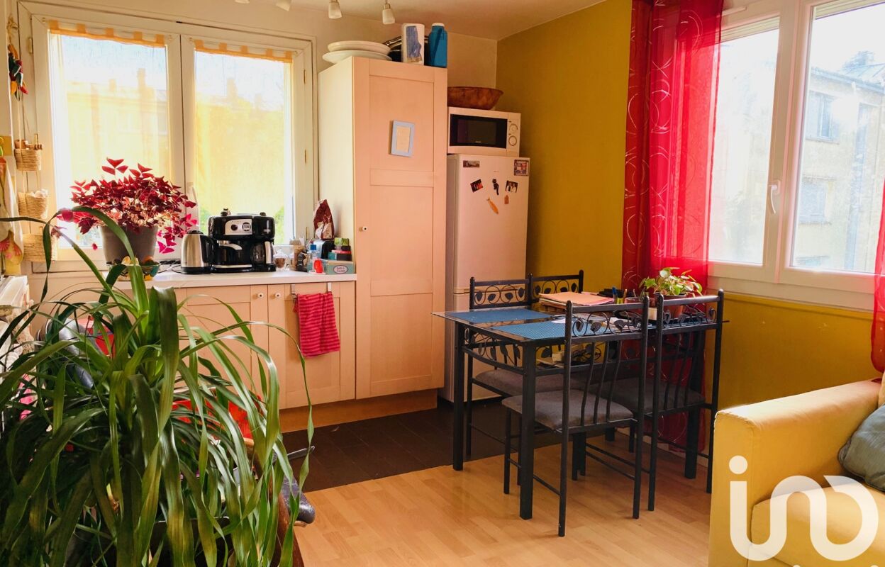 appartement 3 pièces 46 m2 à vendre à Montreuil (93100)