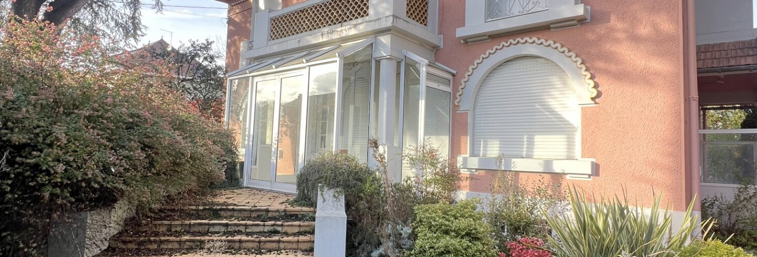 Maison 8 Pièces 214 m² à vendre à Tarbes (65000)