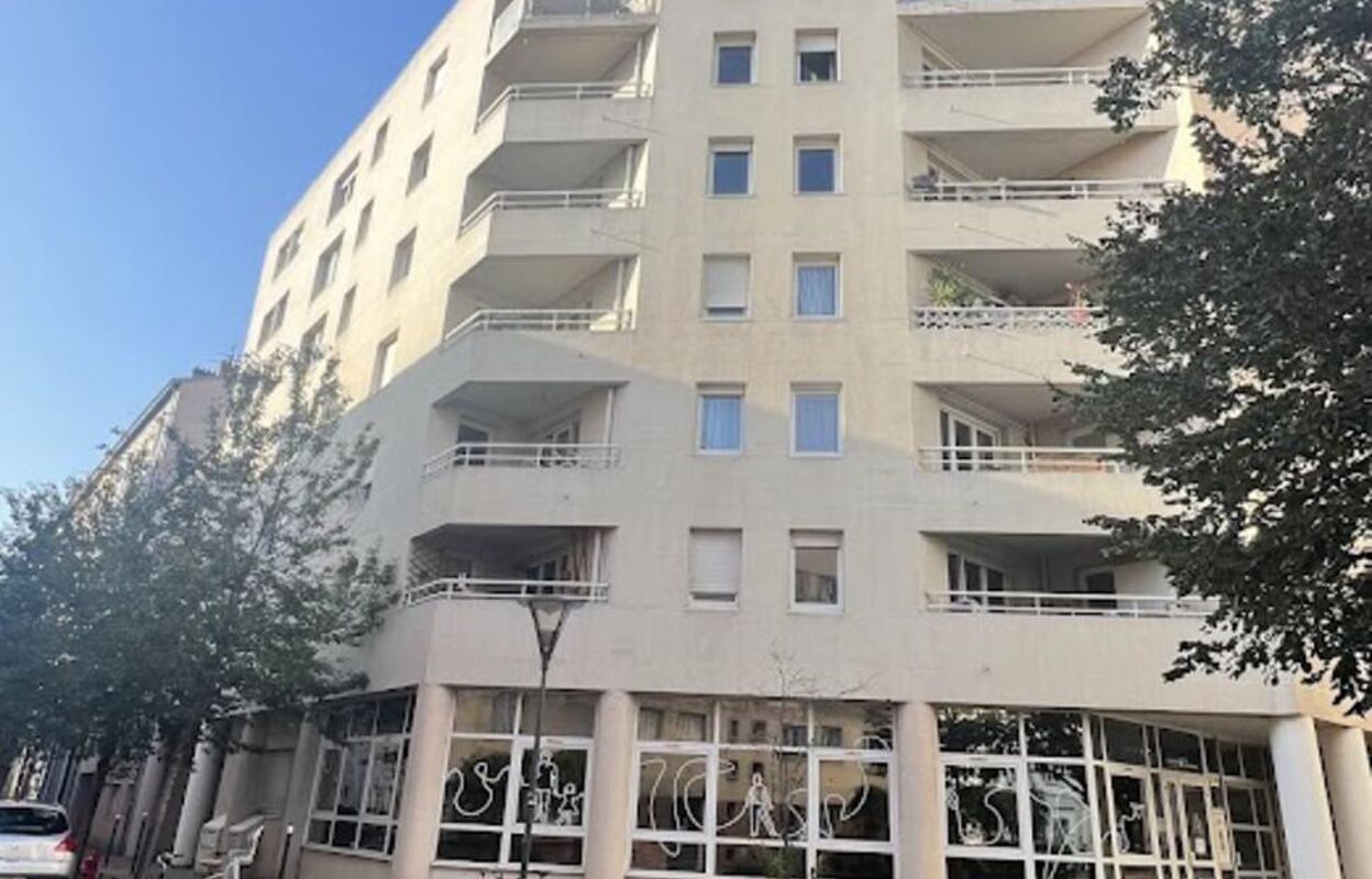 appartement 2 pièces 51 m2 à vendre à Villeurbanne (69100)