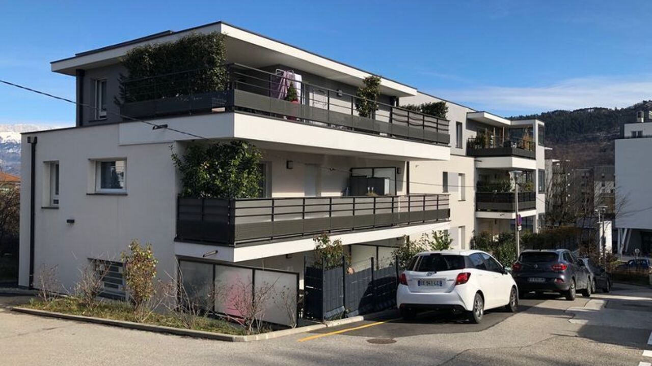 appartement 2 pièces 43 m2 à louer à Annecy (74000)