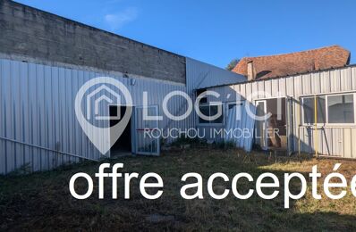 vente commerce 99 000 € à proximité de Serres-Castet (64121)