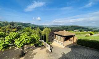 Maison 8 Pièces 200 m² à vendre à La Roche-Vineuse (71960)