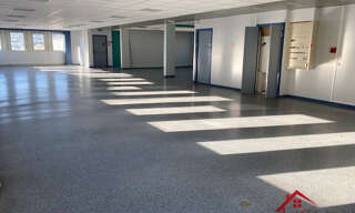 Immeuble  370 m² à vendre à Oyonnax (01100)