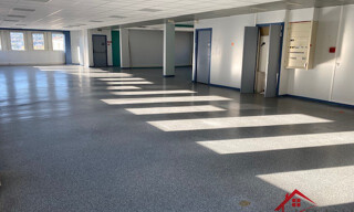 Immeuble  370 m² à vendre à Oyonnax (01100)