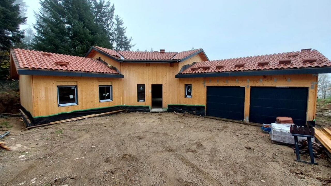 maison 6 pièces 145 m2 à vendre à Jonzieux (42660)