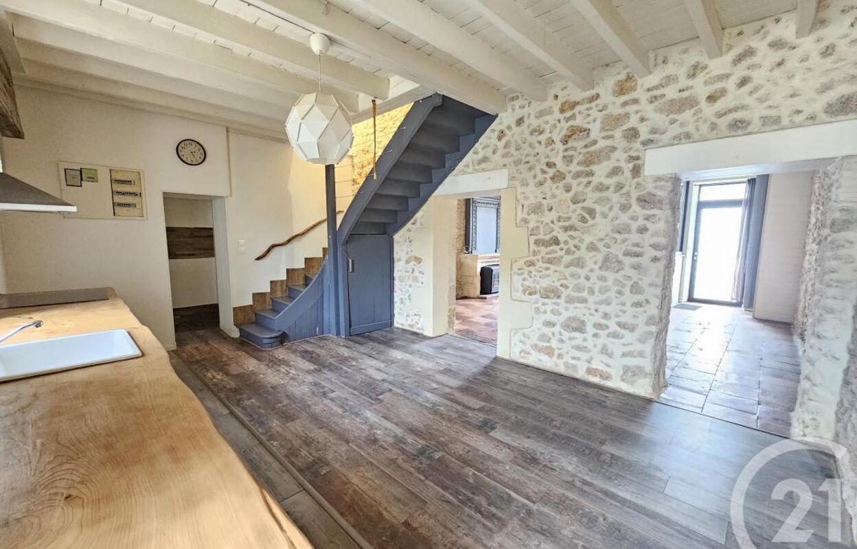 maison 4 pièces 105 m2 à vendre à Saint-Laurent-Médoc (33112)