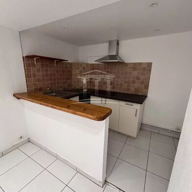 Immeuble  222000 €