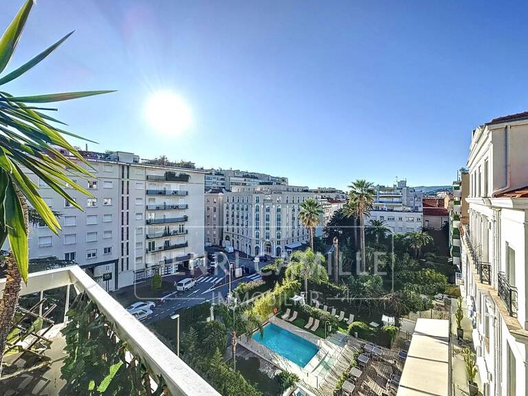 CANNES BANANE — photo 1