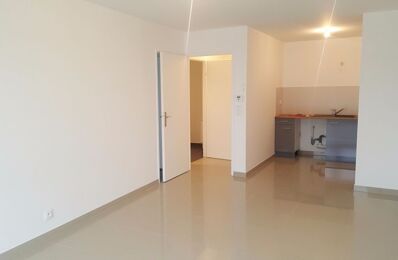 location appartement 789 € CC /mois à proximité de Courbevoie (92400)