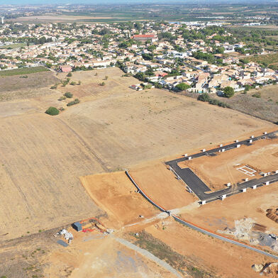 Local industriel  128000 €