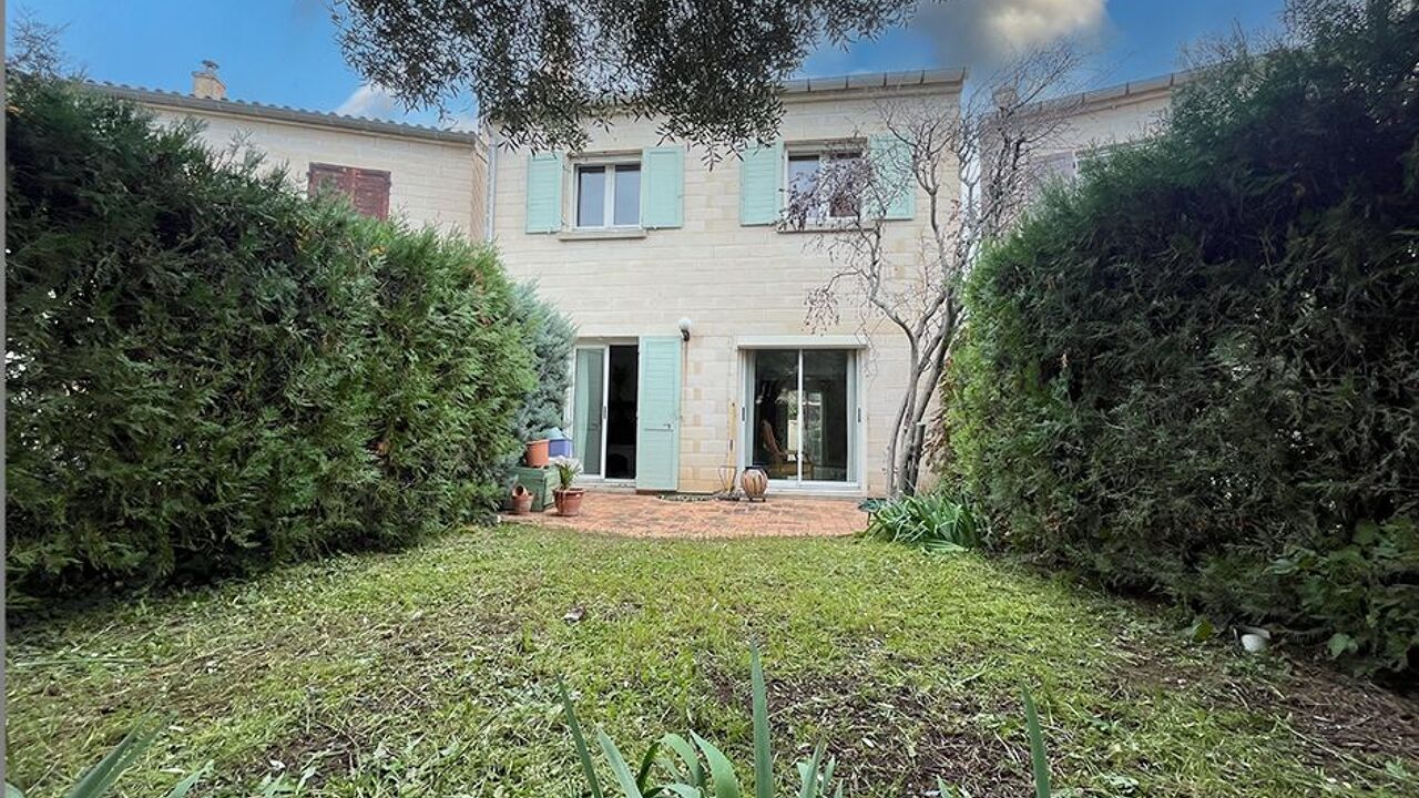 maison 5 pièces 111 m2 à vendre à Avignon (84000)