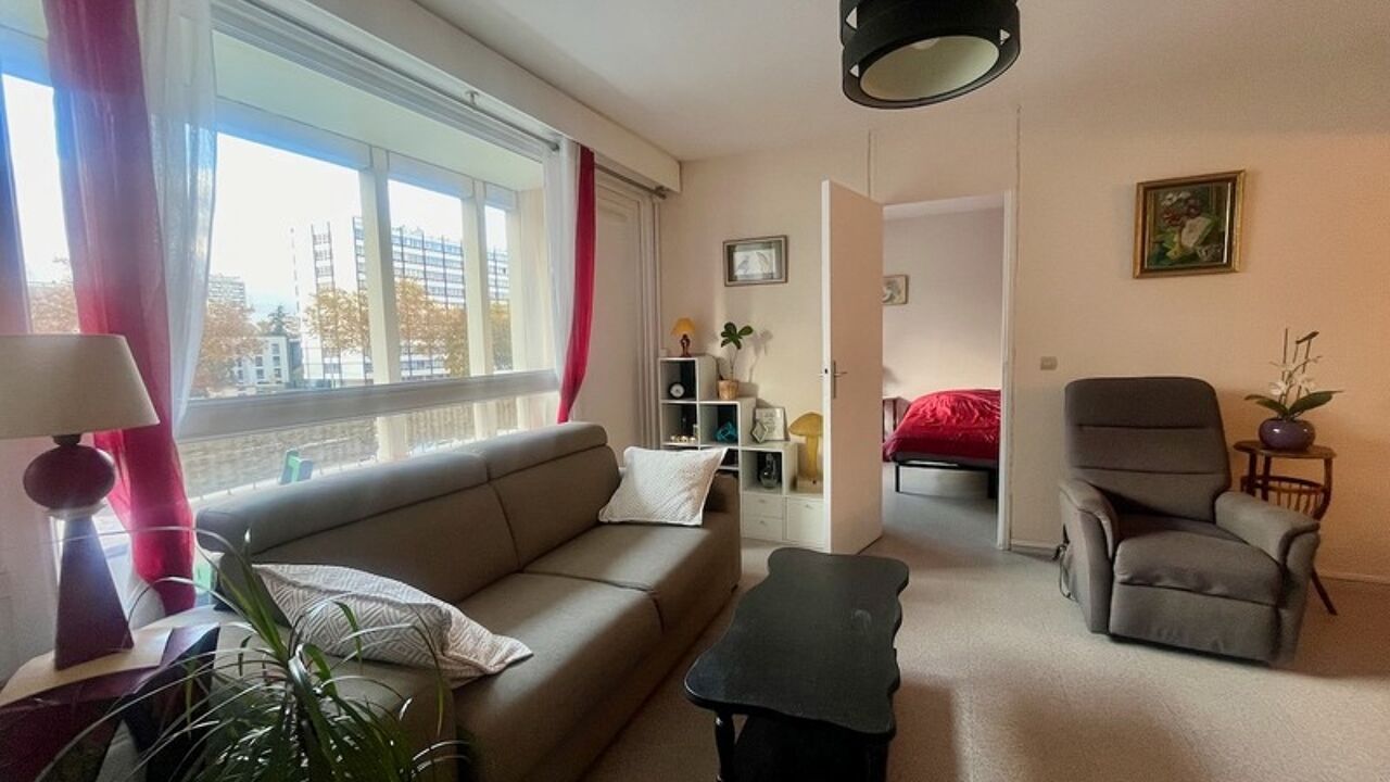 appartement 2 pièces 49 m2 à vendre à Villeurbanne (69100)