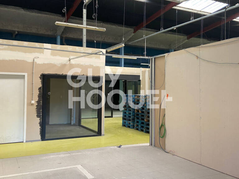 Local commercial 600m2 — photo 1