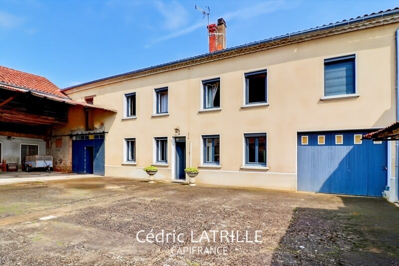 Villa / Maison 8 pièces  à vendre Vic-en-Bigorre 65500