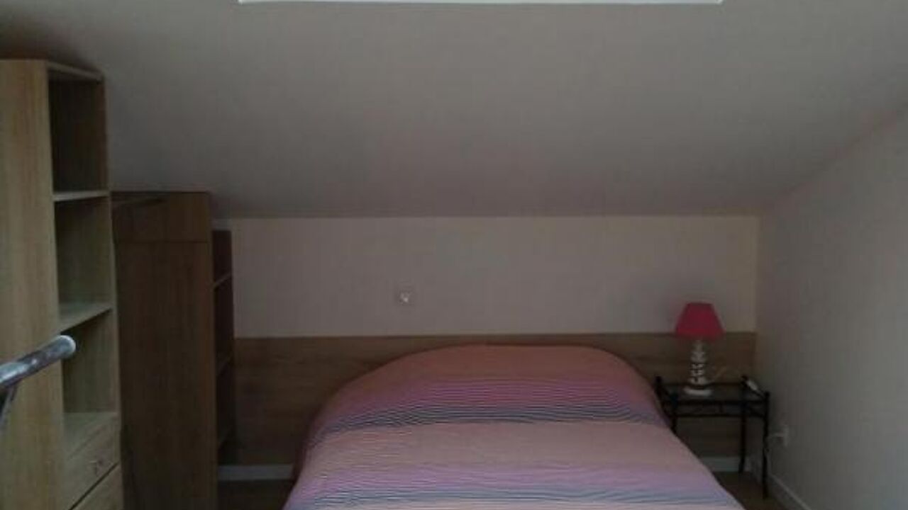 appartement 1 pièces 25 m2 à louer à Rochefort (17300)