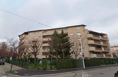 location appartement 735 € CC /mois à proximité de Lyon 8 (69008)