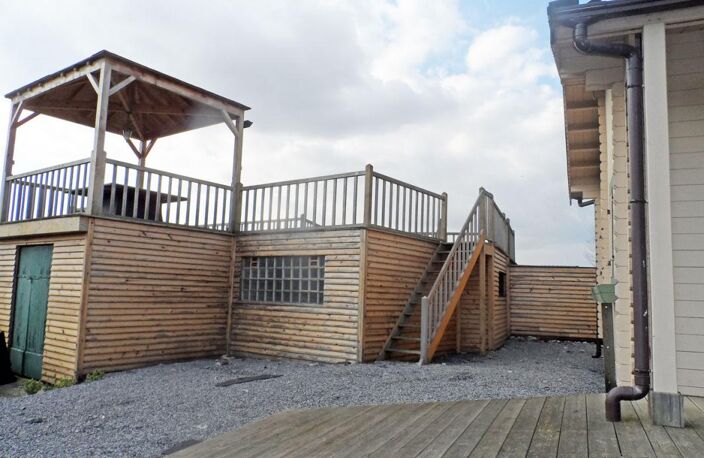 Etang avec hutte de chasse, et chalet d'habitation en plain- — photo 5