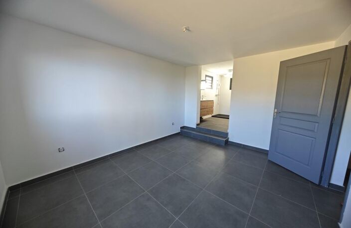 Maison F5 entièrement rénové à Piton Saint-Leu — photo 3