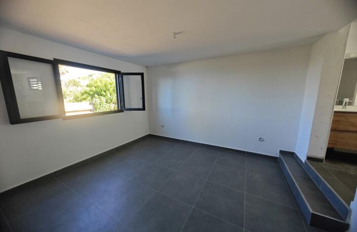 Maison F5 entièrement rénové à Piton Saint-Leu — photo 5