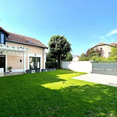 Maison 4 pièces 136 m²