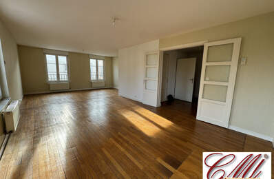 Spacieux appartement centre ville — photo du bien