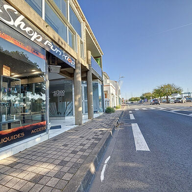 Commerce 2 pièces 45000 €