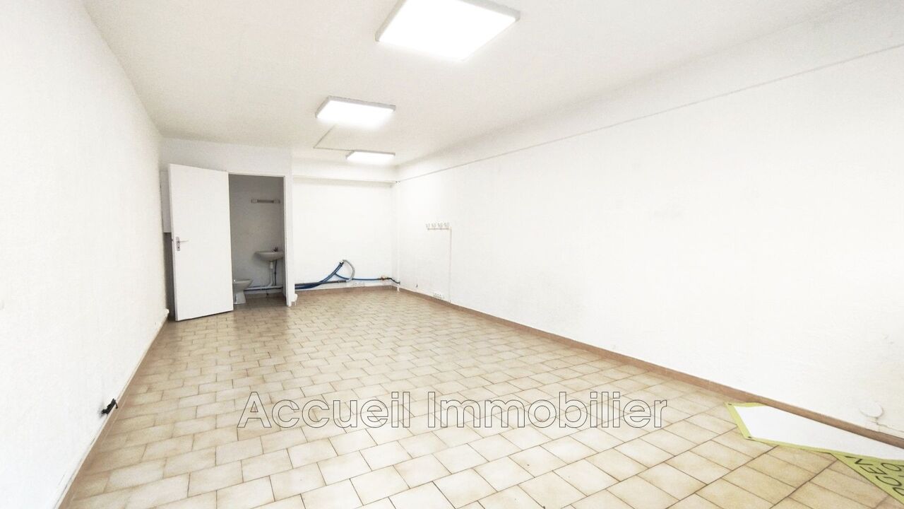 commerce  pièces 25 m2 à vendre à Le Grau-du-Roi (30240)