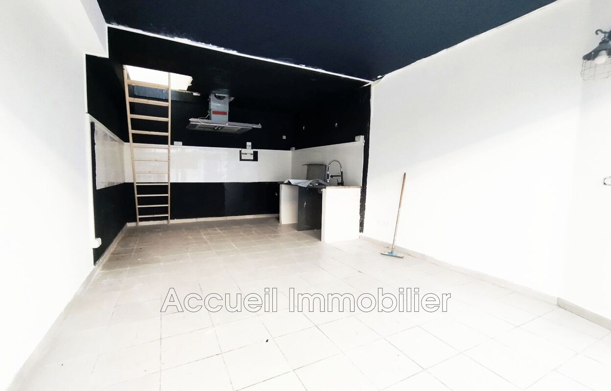 commerce  pièces 40 m2 à vendre à Le Grau-du-Roi (30240)