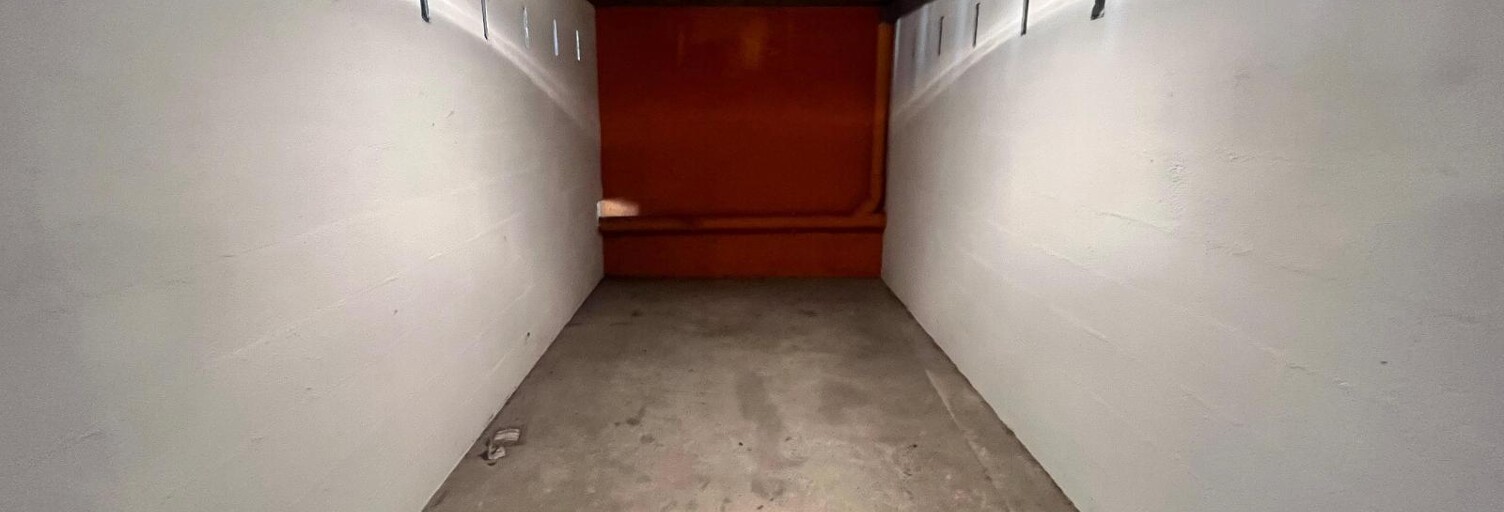 Garage   m² à louer à Tours (37000)