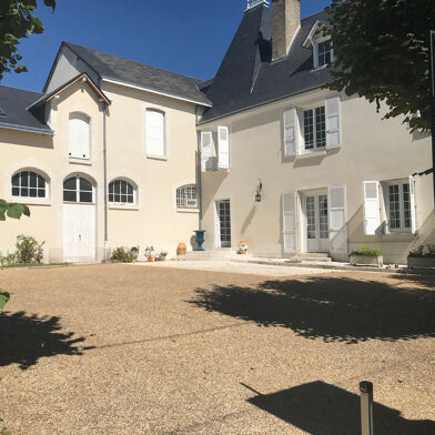 Maison 9 pièces 260 m²