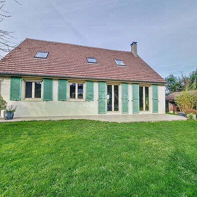 Maison 8 pièces 148 m²